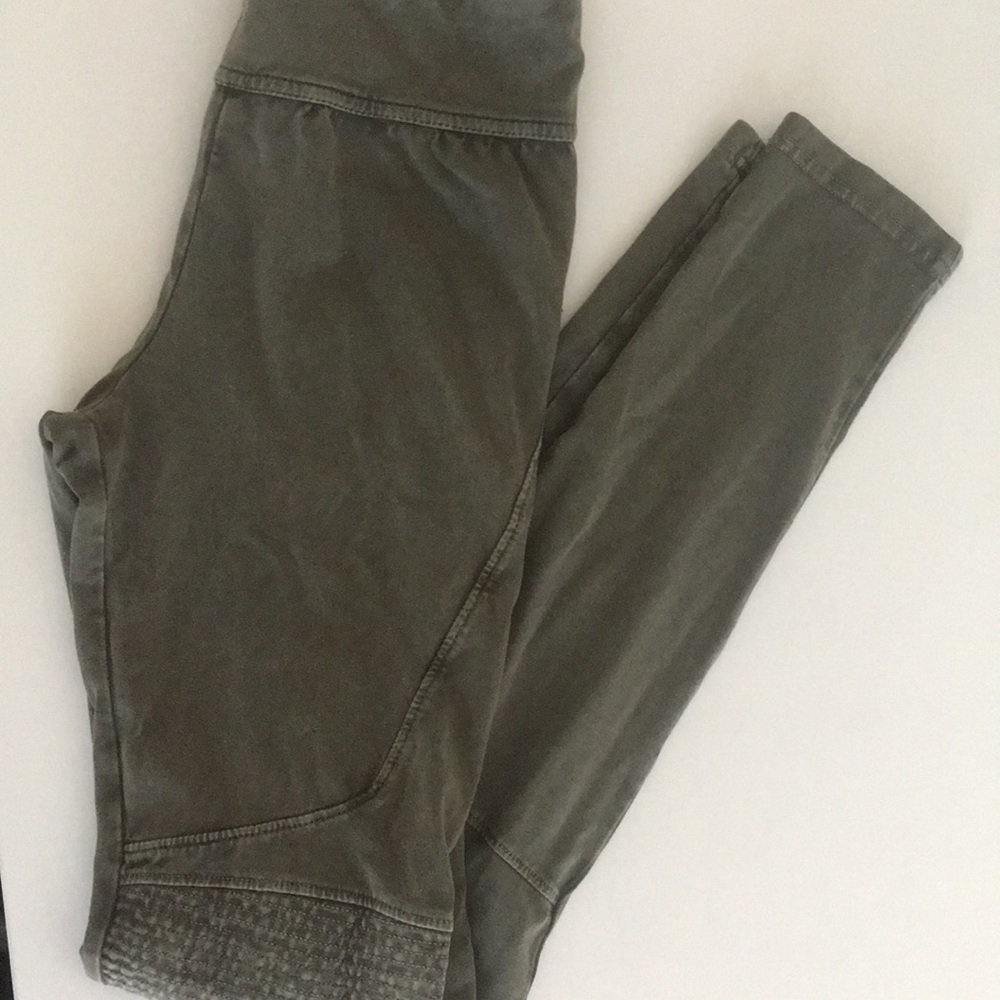 Olive green moto leggings size small BP Nordstrom